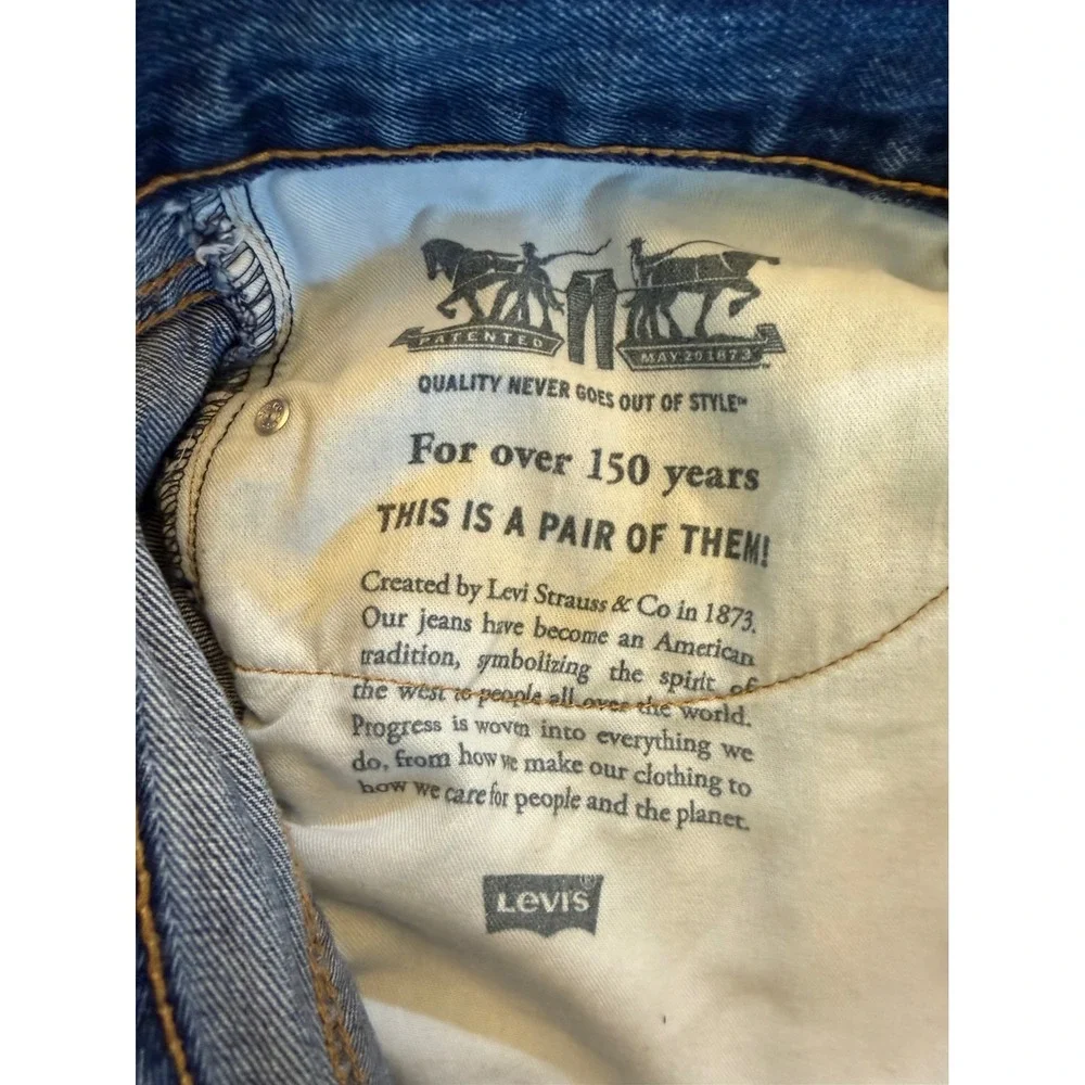 Levis 505 Regular Fit Straight Leg Jeans Mens 36x34 Medium Wash Blue Denim